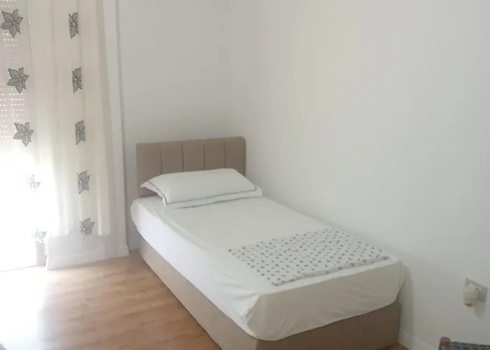 招待所 Beta Holidays